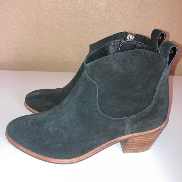 UGG womens Kingsburg Ankle boot black 6.5 - Picture 2 of 14
